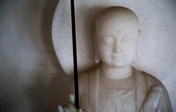 地藏菩薩點破：若家中出現這4種異象，代表亡者已順利投胎，不必再過度執念！