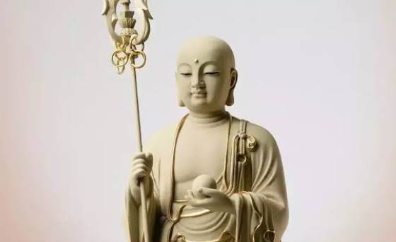 地藏菩薩點破：若家中出現這4種異象，代表亡者已順利投胎，不必再過度執念！