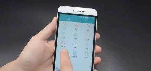 手機裡最好不要存這3種照片!如果有記得馬上刪掉!